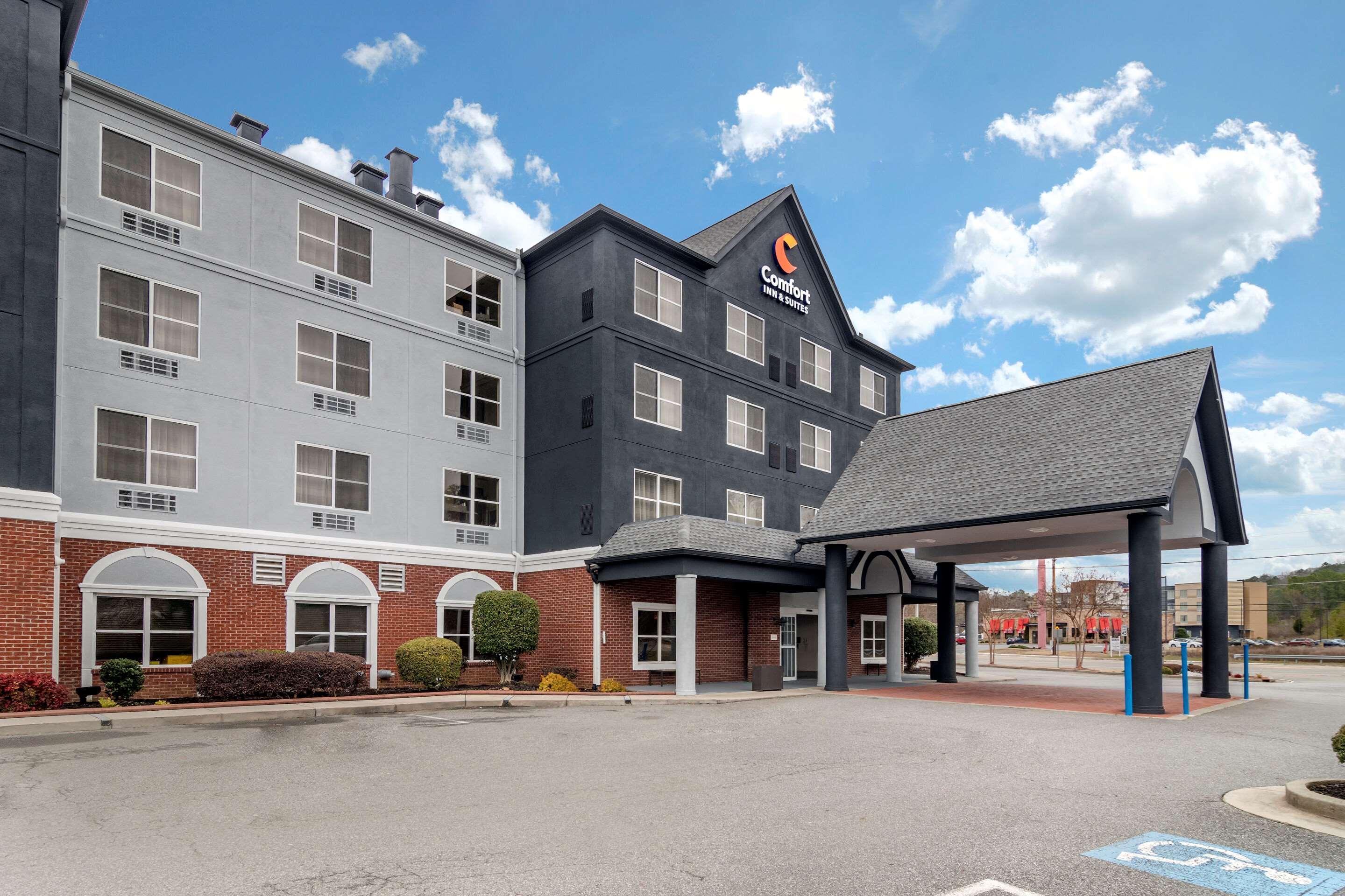 Comfort Inn & Suites Calhoun South Exterior photo
